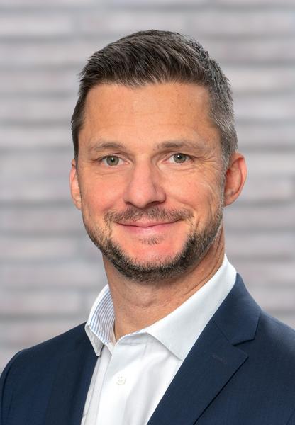 Mitarbeiterinnen und Mitarbeiter | AIHK